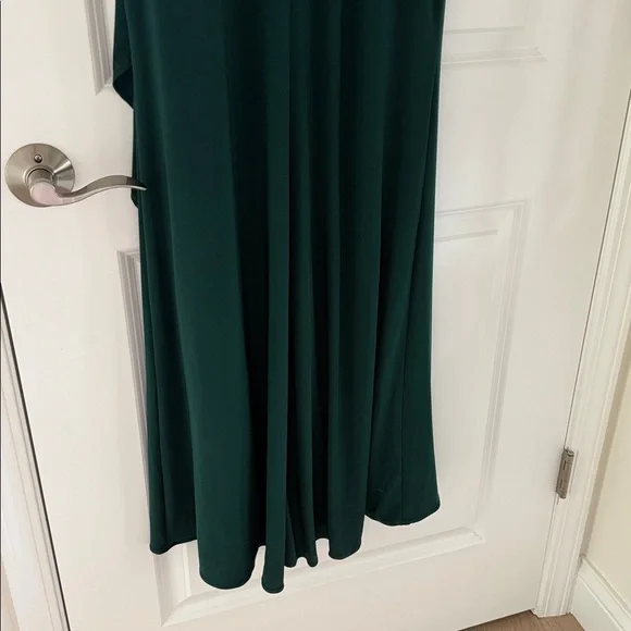 Betsy & Adam Ruffle Long Sleeve Sheath Gown- green - Picture 9 of 9